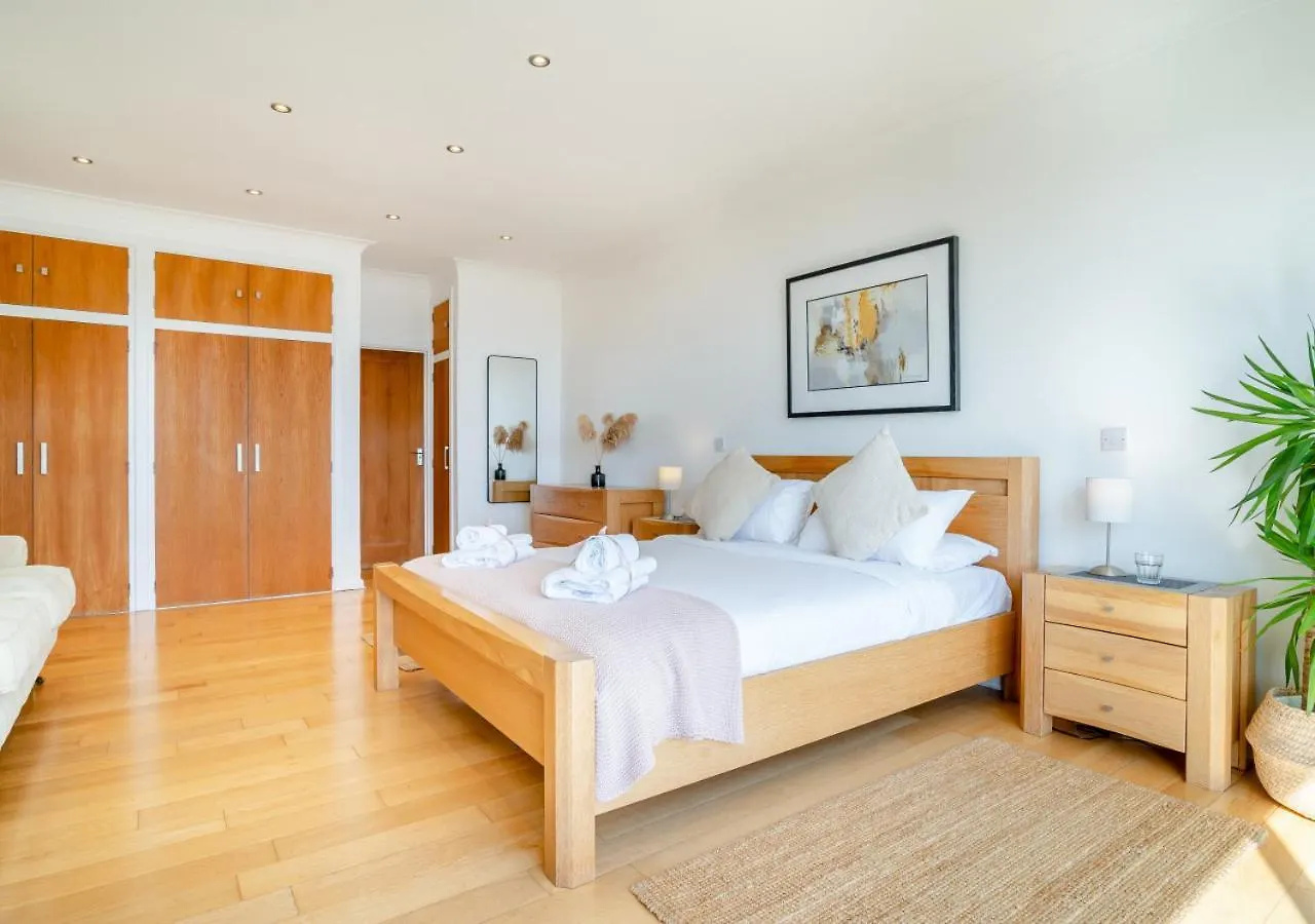 Langland Bay View Villa Newton  Holiday home Newton (Glamorgan)